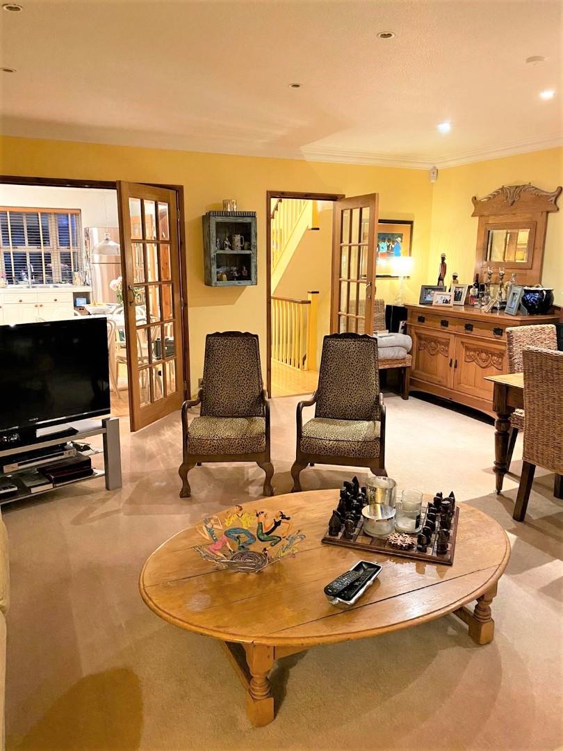 Newcombe Park, Mill Hill